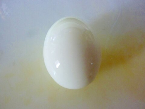 ☆冷水不要！キレイにむける茹で卵のむき方☆